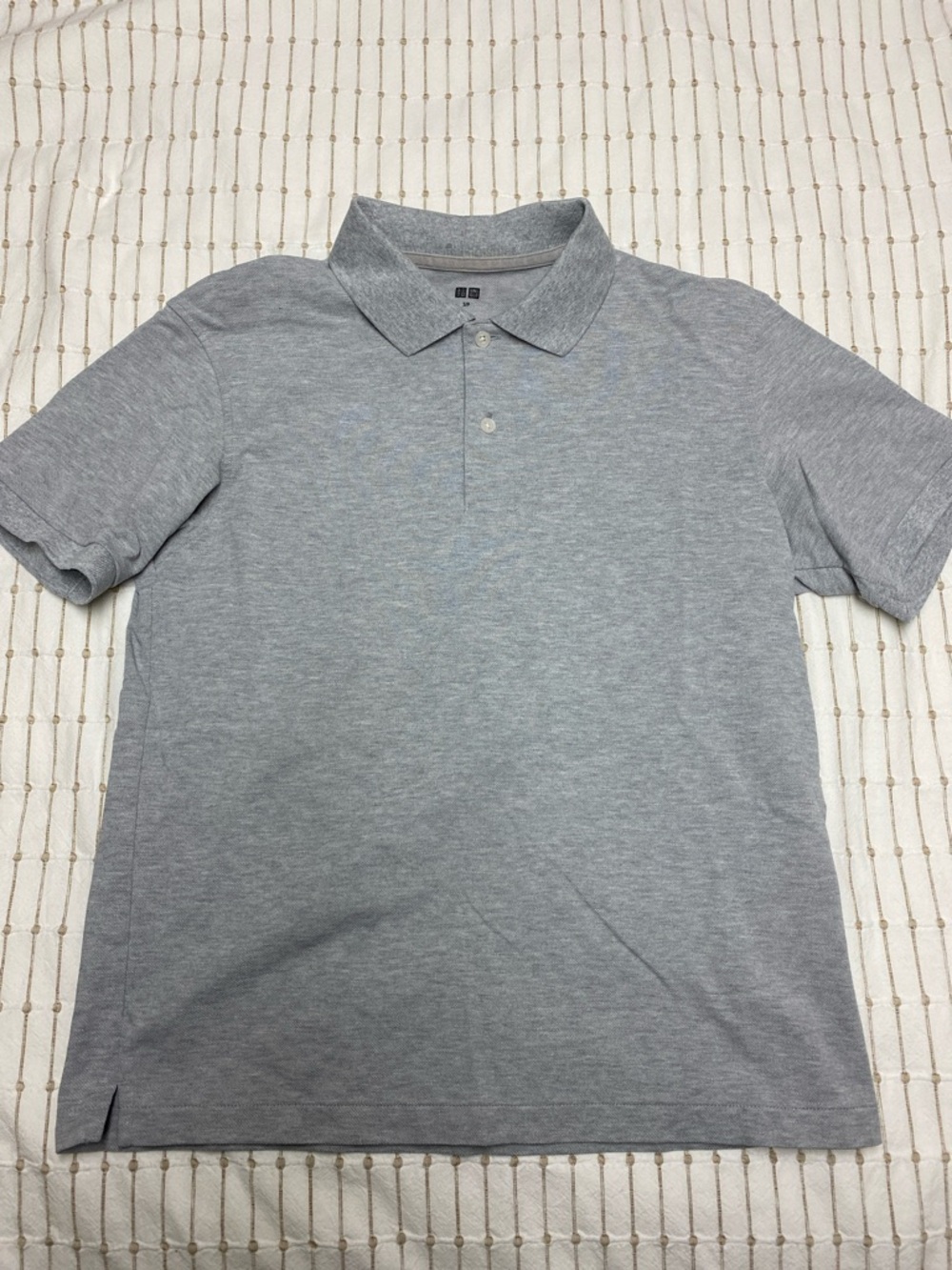 UNIQLO Men’s Light Gray Polo Shirt - Short Sleeve